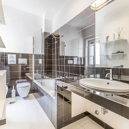 Апартаменты Real Vatican Рим